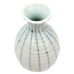 Carafe à saké en porcelaine Hotaru Tokusa 144ml