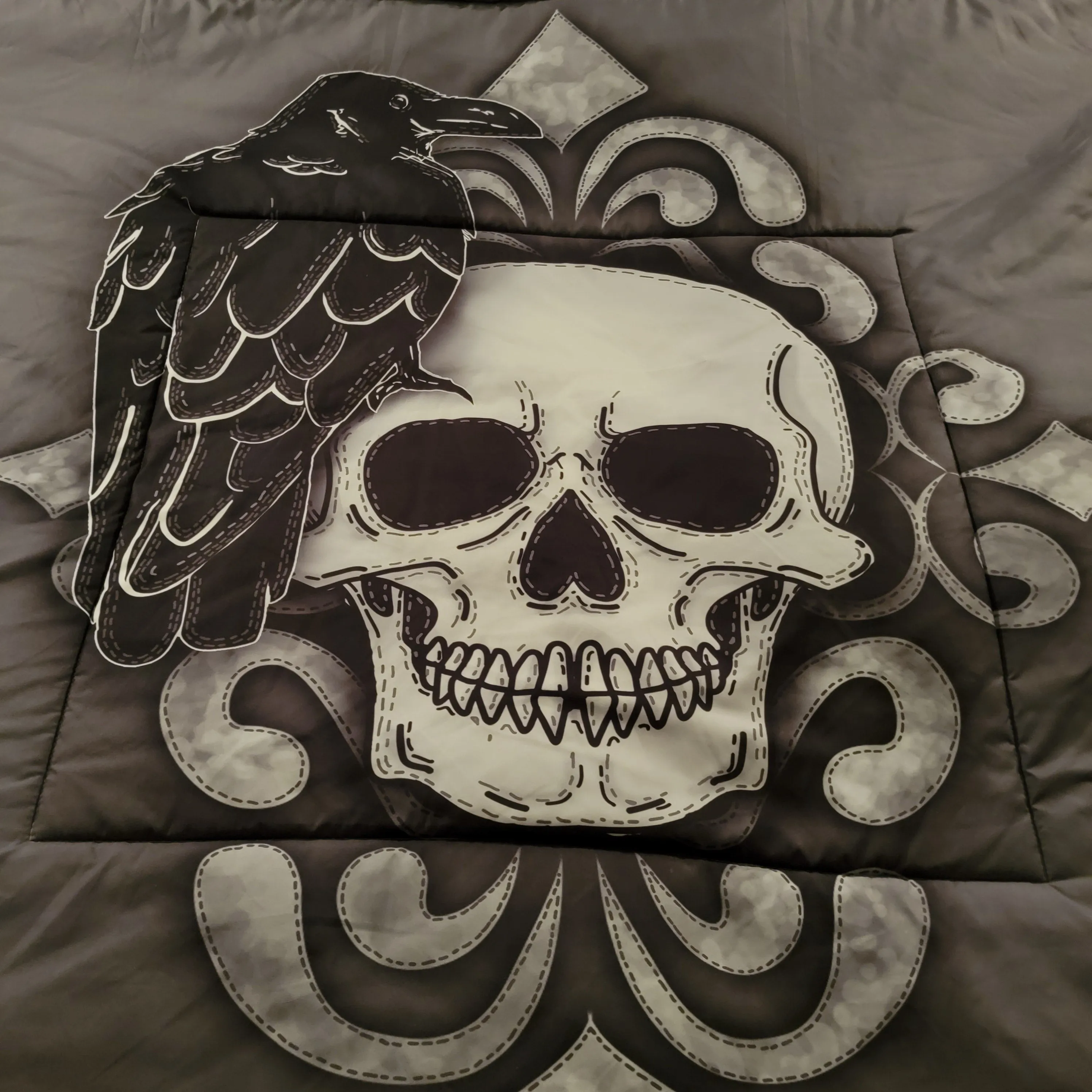 Crow & Skull Comforter