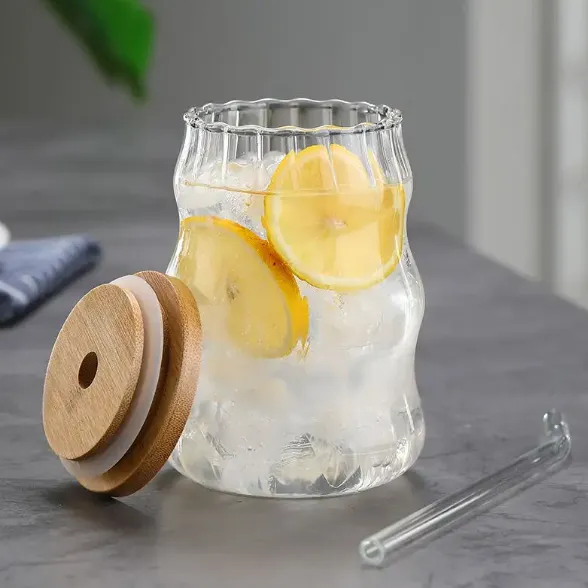 Curved Transparent Drinking Glass Tumbler with Bamboo Lid And Glass Straw