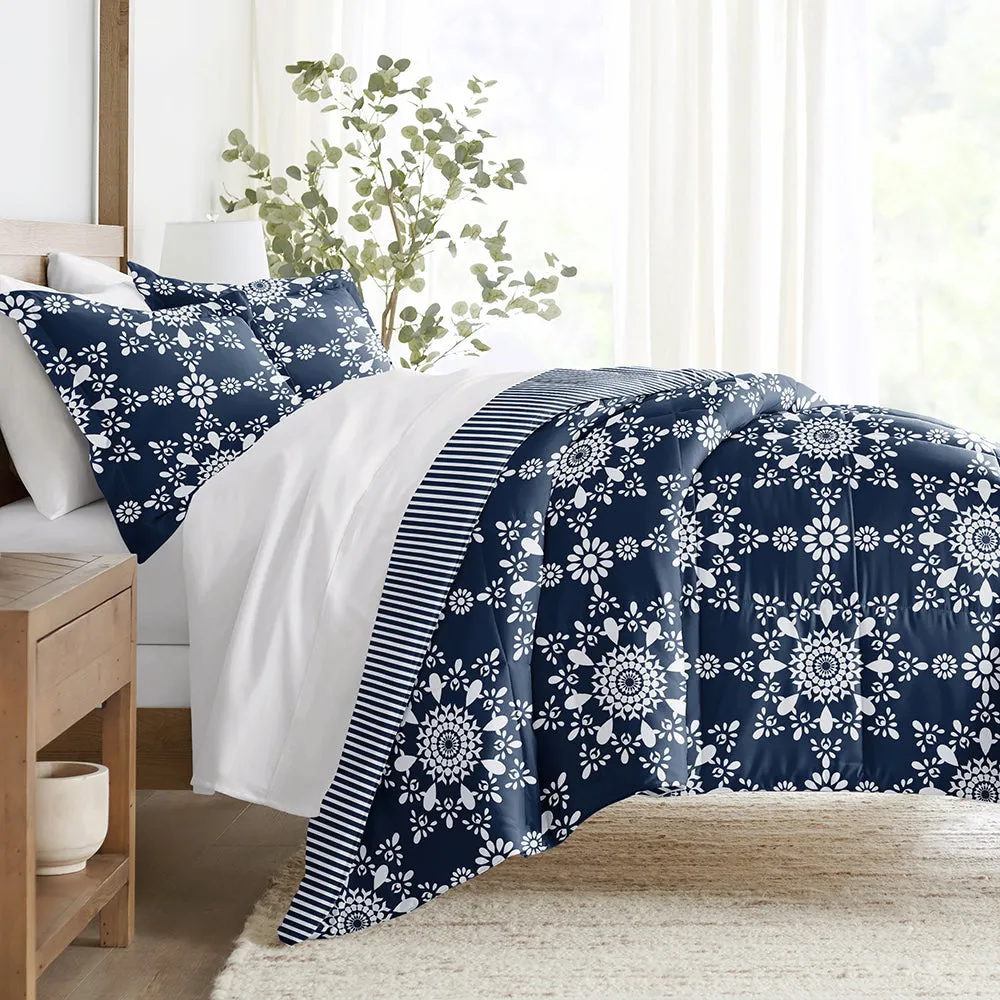 Daisy Medallion Reversible Down-Alternative Comforter Set