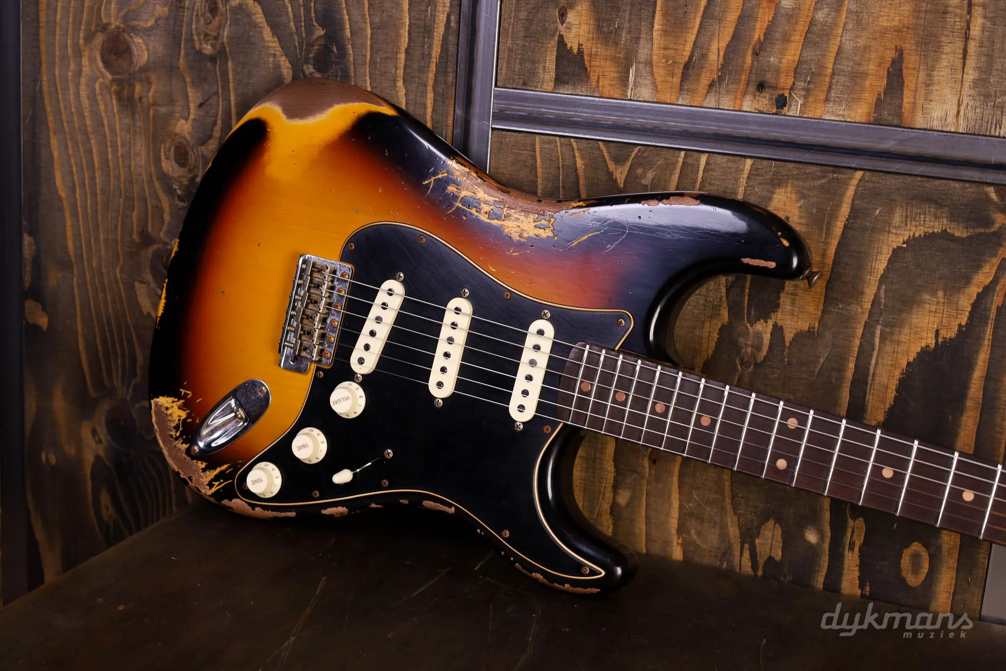 Fender custom Shop Limited Edition DUAL-MAG II Stratocaster heavy relic super faded aged 3-color sunburst