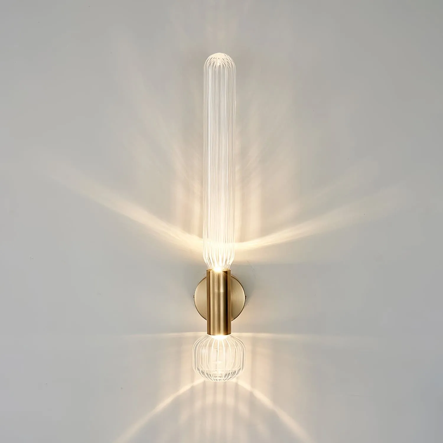 Glaive Wall Lamp