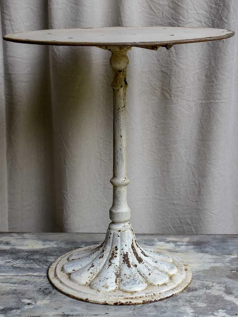 Napoleon III garden table with fan base