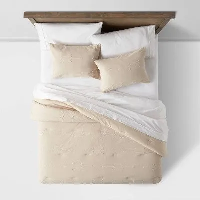 Open Box - Clipped Linework Comforter & Sham Set - Threshold