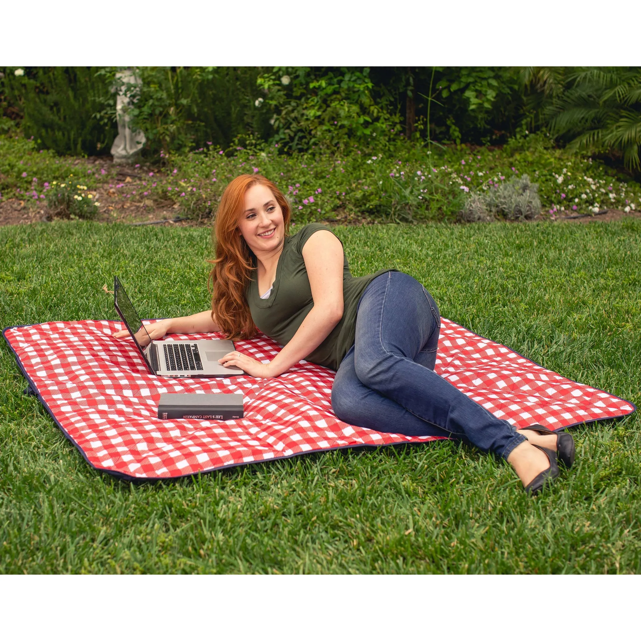 Red and White Check Outdoor Picnic Blanket