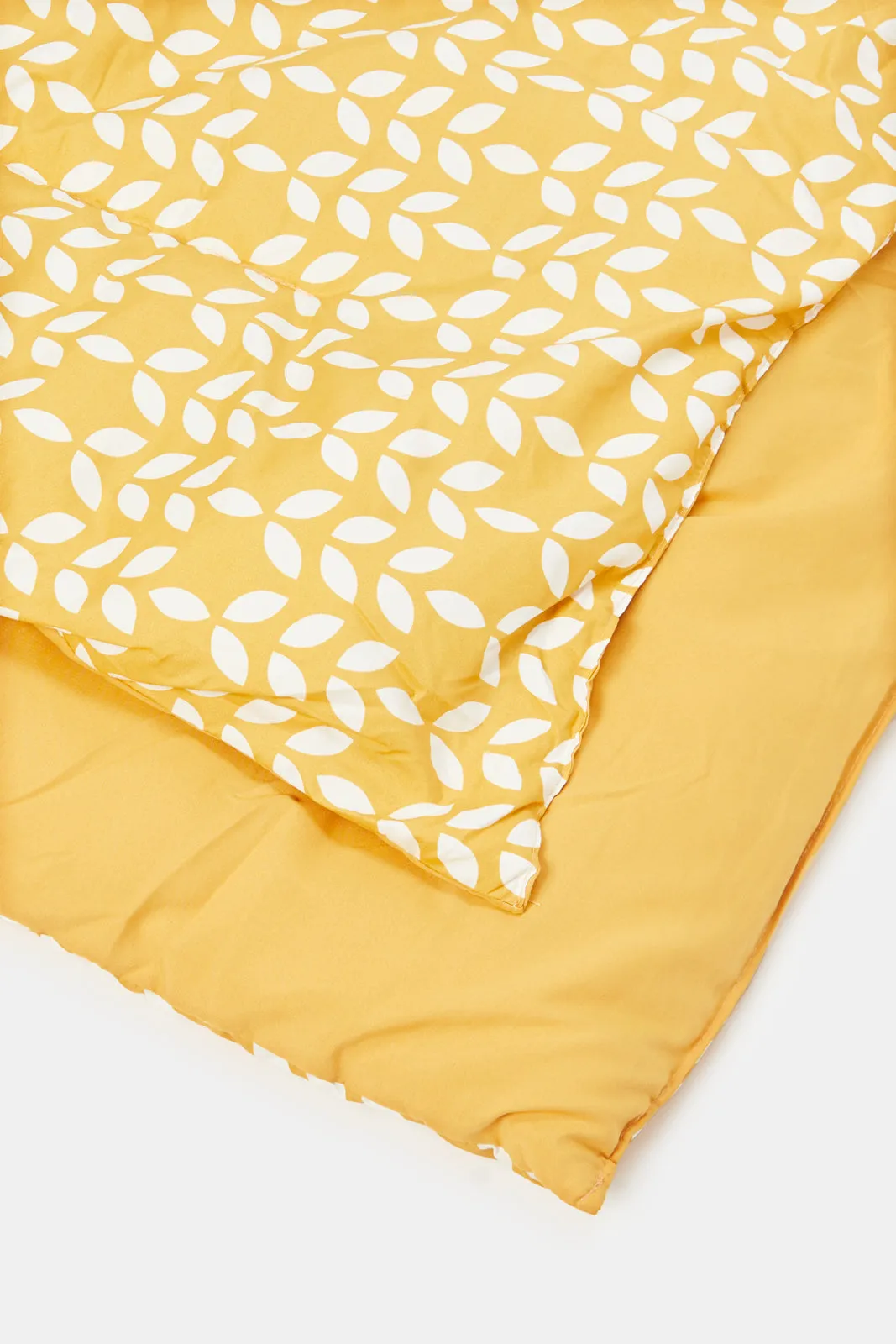 Yellow 3 Piece Leaves Printed Comforter Set (Single Size)